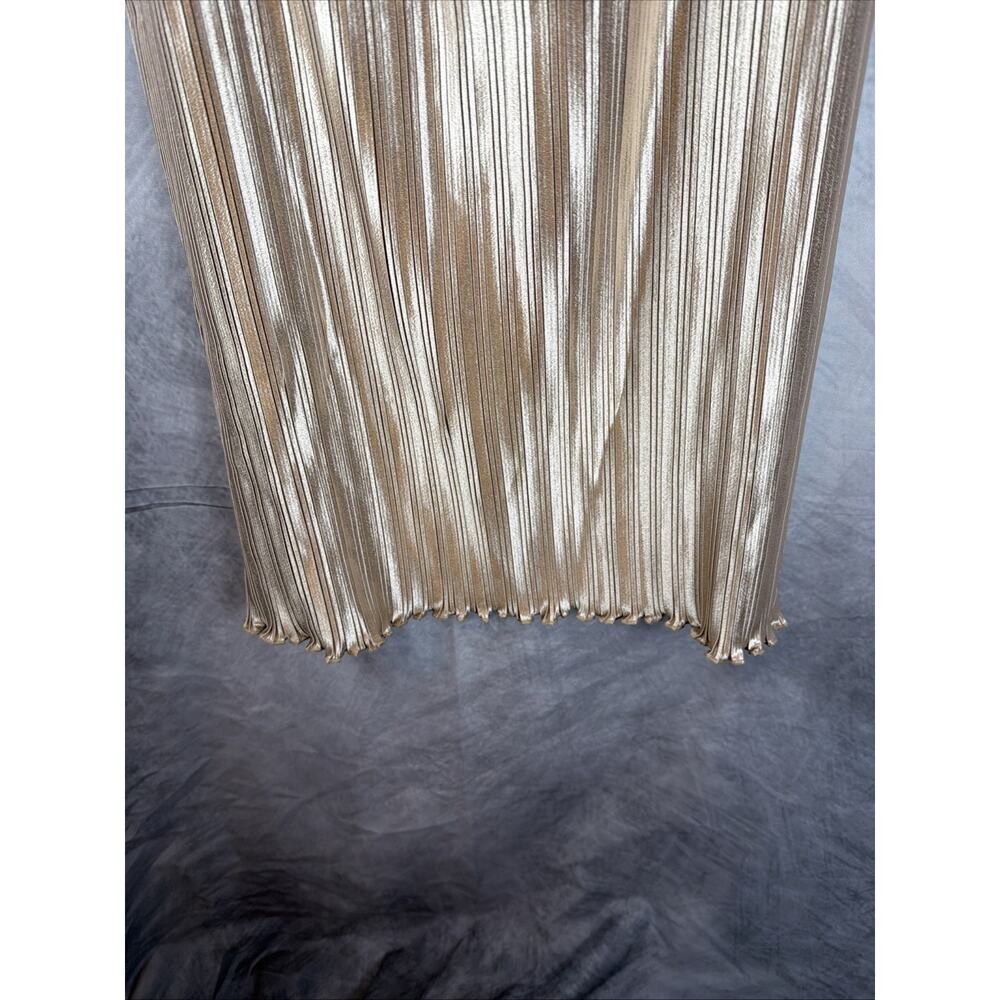 NWT Petal and Pup Liza Shimmering Gold Pleated Maxi Dress Size XL - Picture 4 of 11